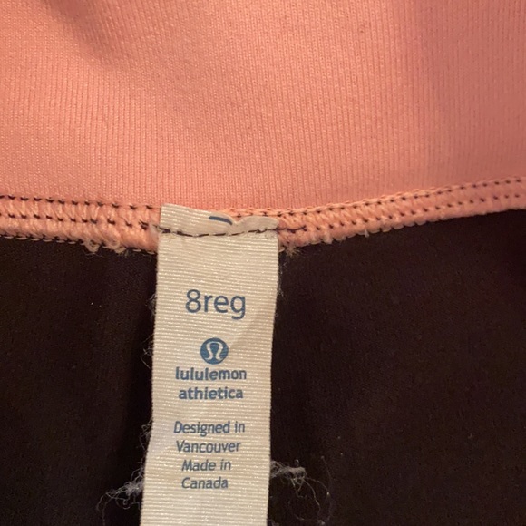 *2/40$**Lululemon athletica pants - Picture 3 of 4
